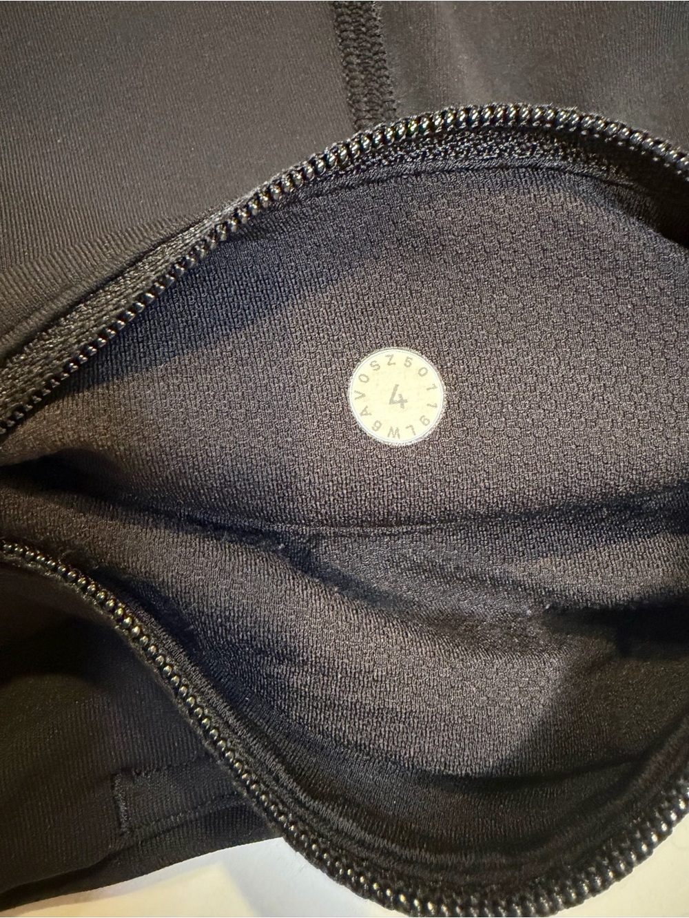 Lululemon Pace Rival Crop *Full-On Luxtreme 22"
Black Size 4 - Picture 3 of 6